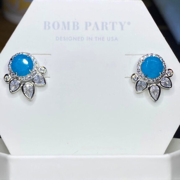 Genuine Amazonite on .925 Solid Sterling Silver Stud Earrings - Picture 1 of 4